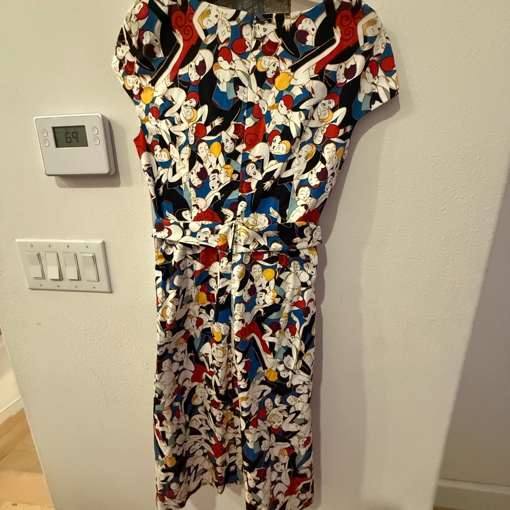 Carolina Herrera Archive Print Collection Tango Dancers Faux Wrap Dress. - Picture 2 of 9